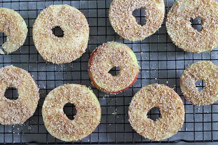 baked-almond-apple-crisp-rings-3-optimized