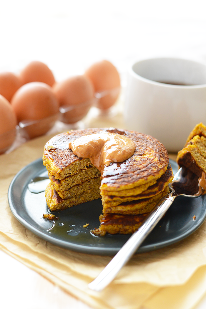 paleo-pumpkin-pancakes