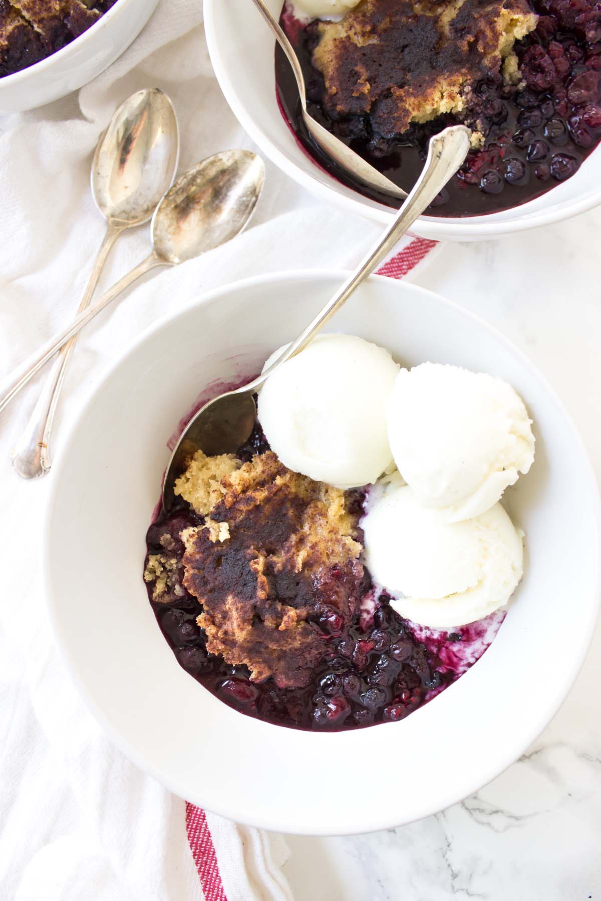 fruit cobbler 