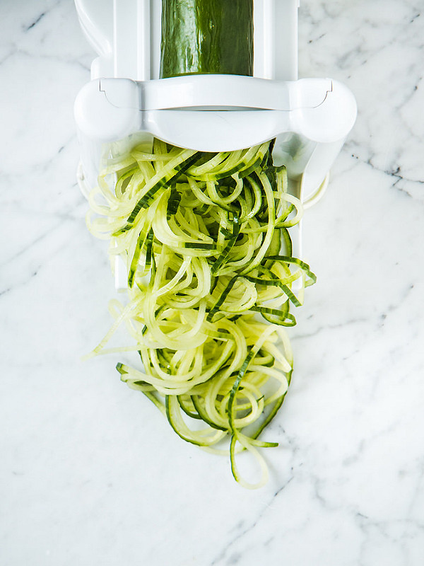 The Complete Vegetable Spiralizer Cookbook (Ed 2): Delicious Gluten-Free,  Paleo, Weight Loss and Low Carb Recipes For Zoodle, Paderno and Veggetti  Sli (Paperback)