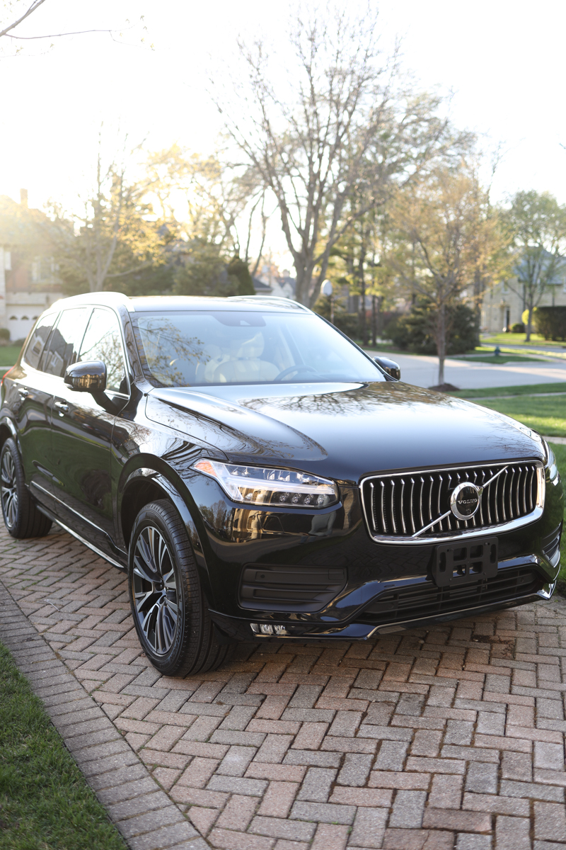 A Review of the Volvo XC90 Review and How it Fits Two Car Seats