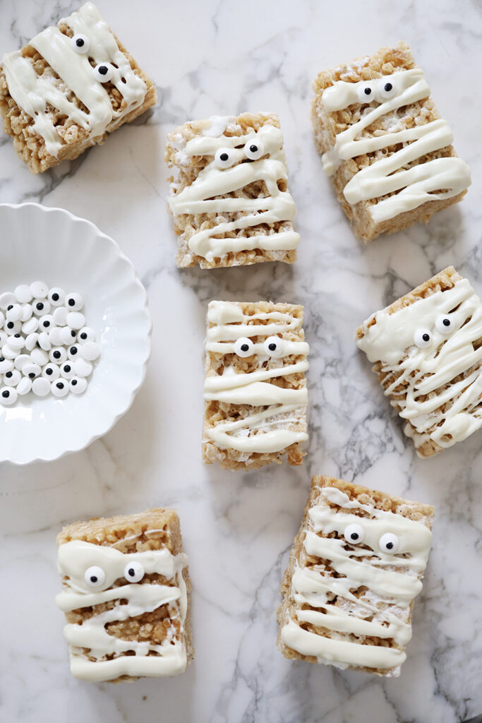 Spooky, No-Bake Halloween Rice Krispie Treats