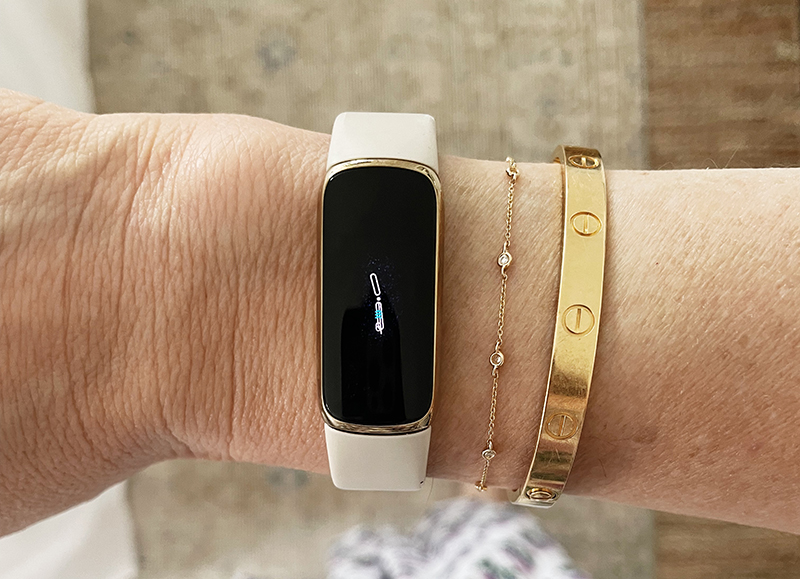 Fitbit Luxe review: Finally, a fitness band that's actually pretty